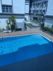 Versailles (D15), Condominium #580568531